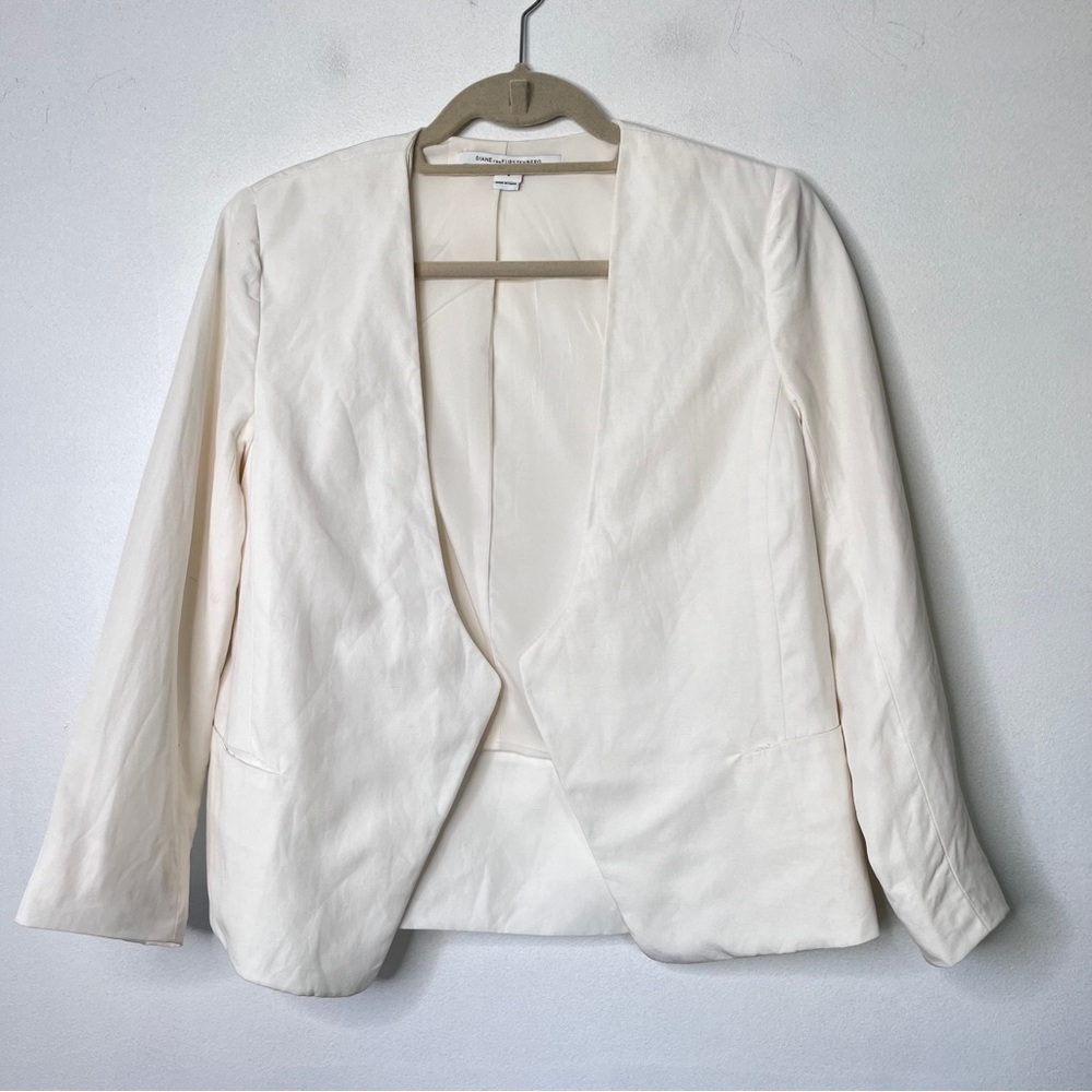 Diane Von Furstenberg Open Front White Blazer Size 4 Career Business Linen